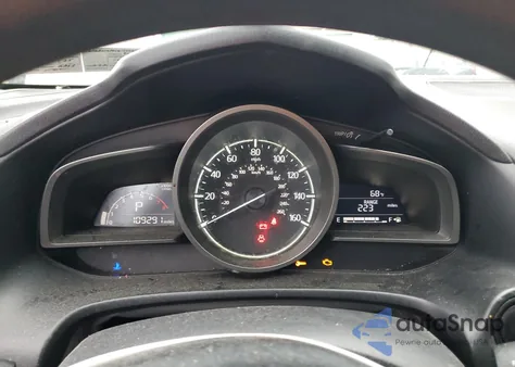 2018 Mazda 3 Sport из США, поврежденный, VIN 3MZBN1U79JM175043